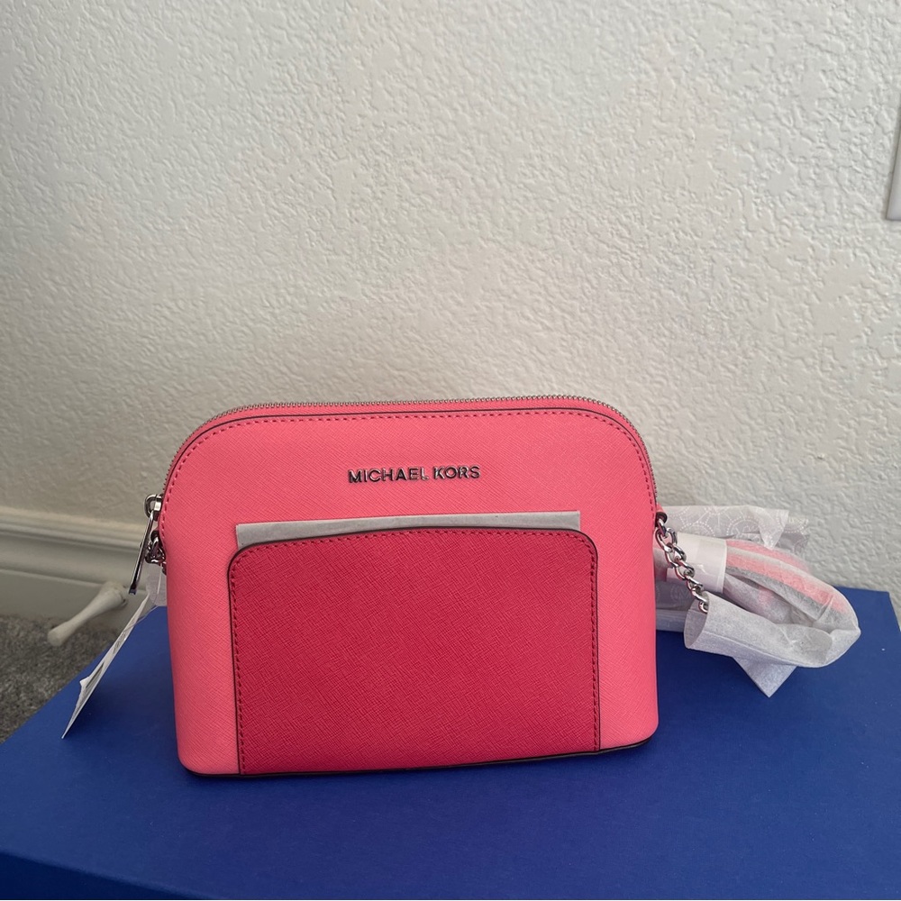Michael Kors Cindy Pocket LG Dome Crossbody Leather Coral/wmln 32H5SC6C3L